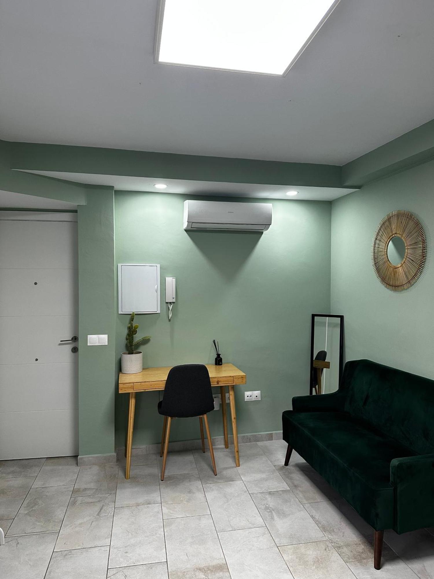 Lovely Studio Apartment Malaga Center Экстерьер фото